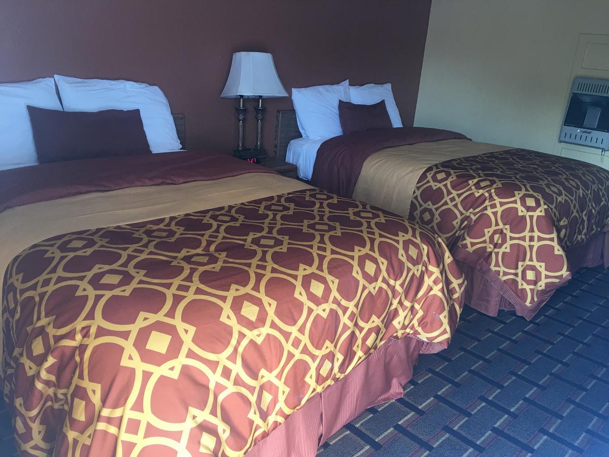 Royal Inn Ерлі Екстер'єр фото