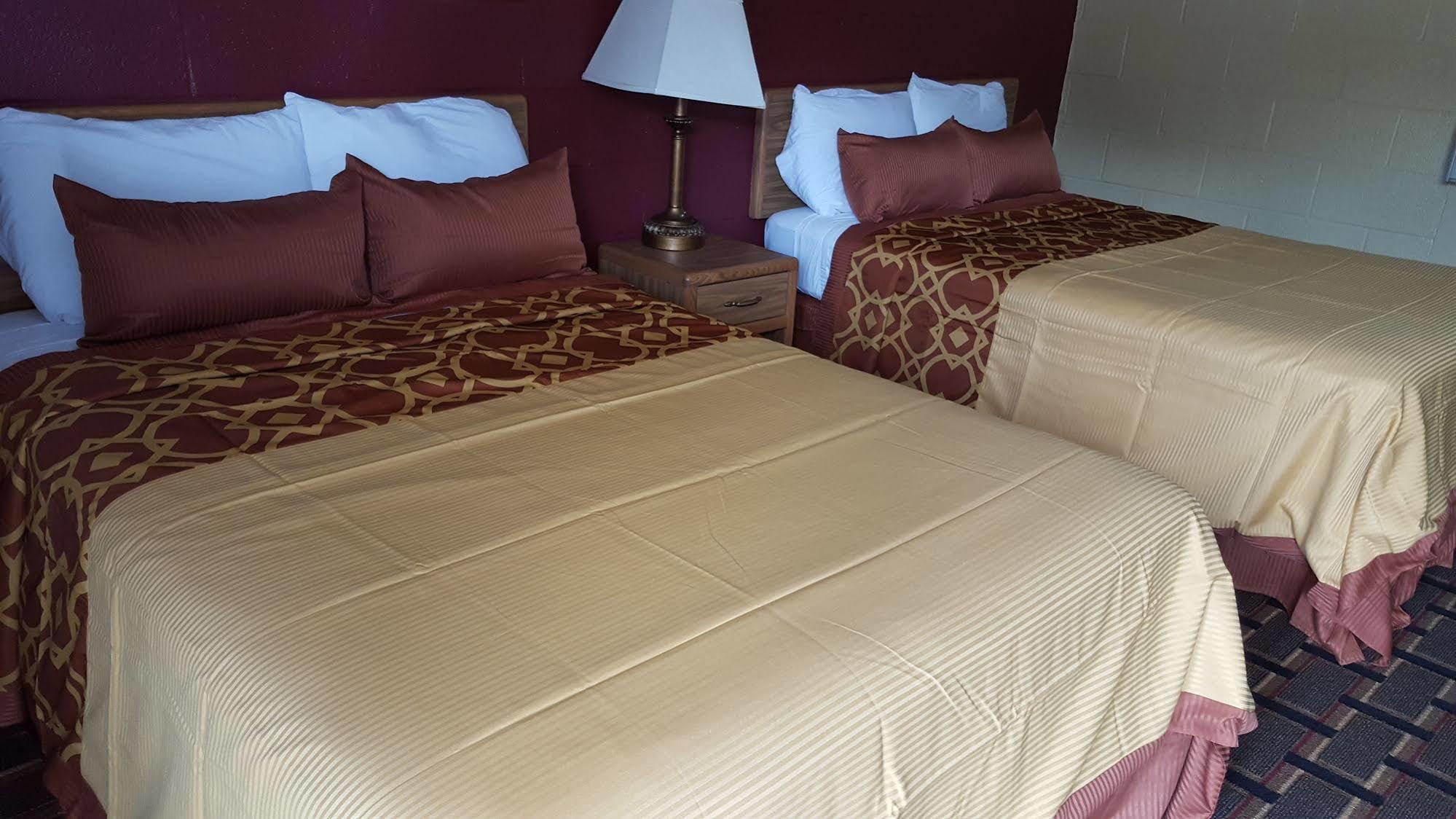 Royal Inn Ерлі Екстер'єр фото